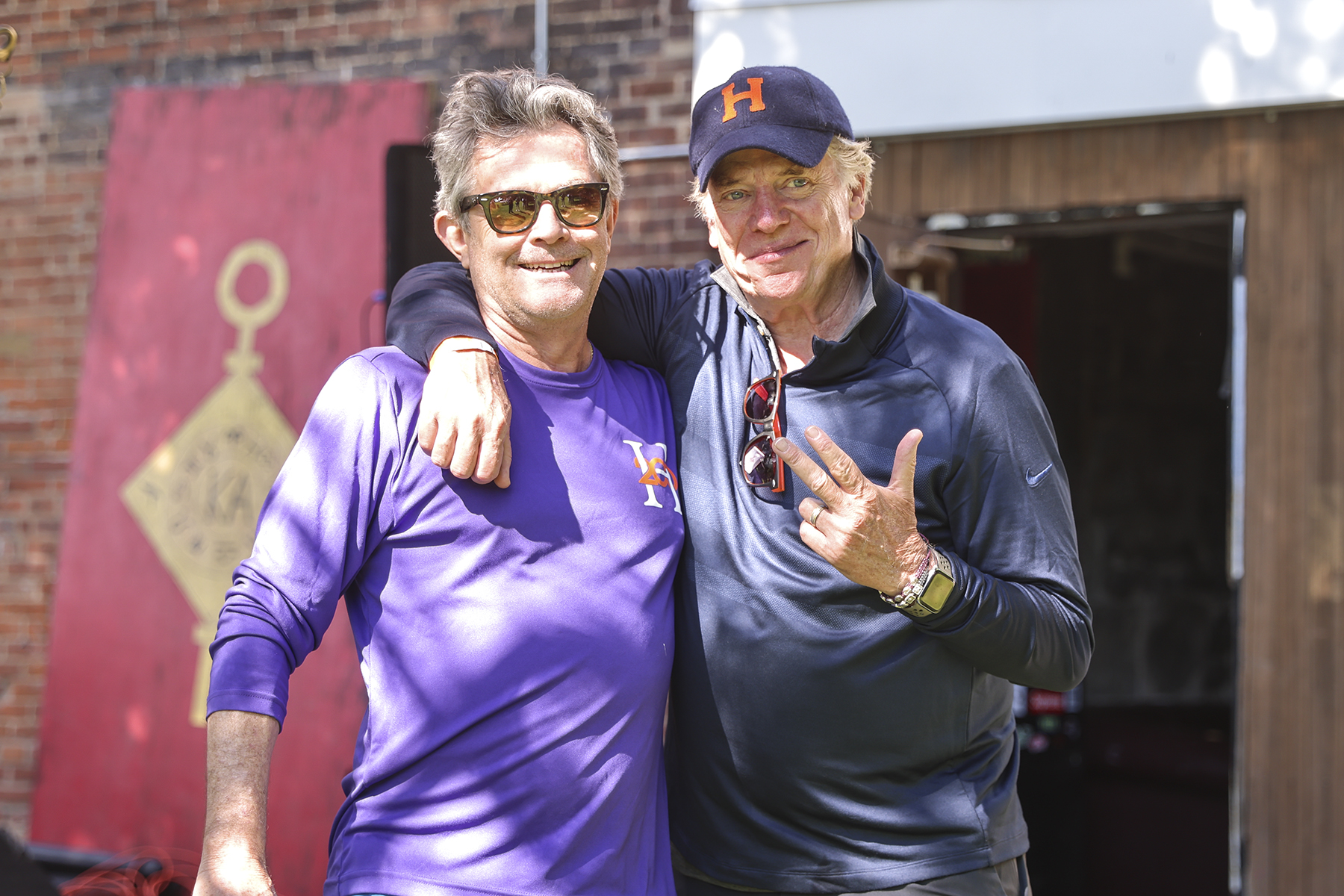 alums