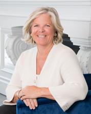 Deborah Hauser ‘83, P’22, P’24