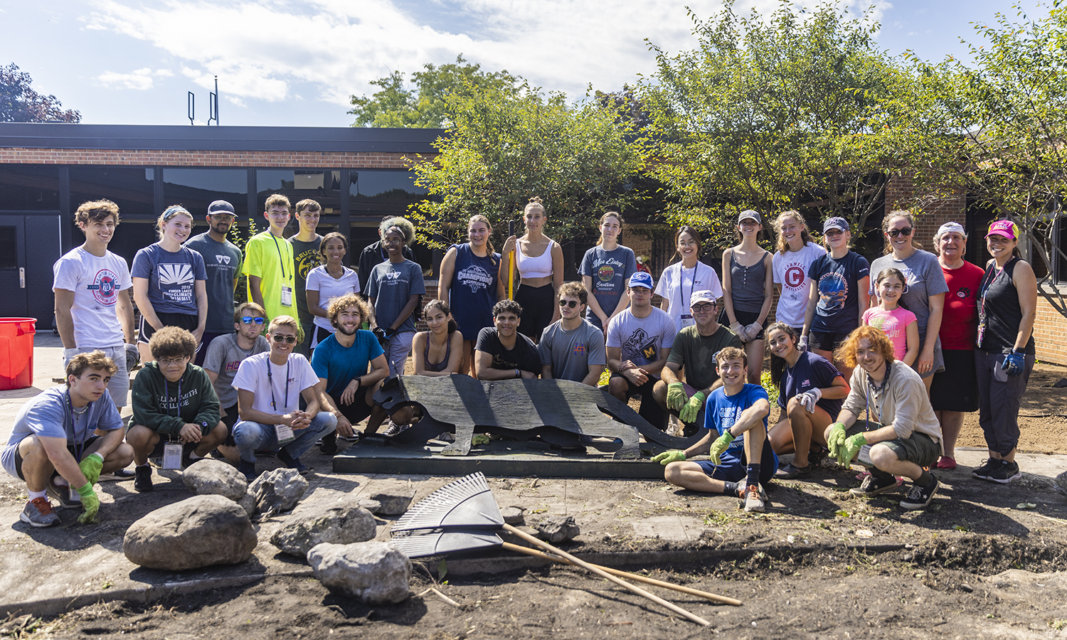 Students volunteer on Day of Service