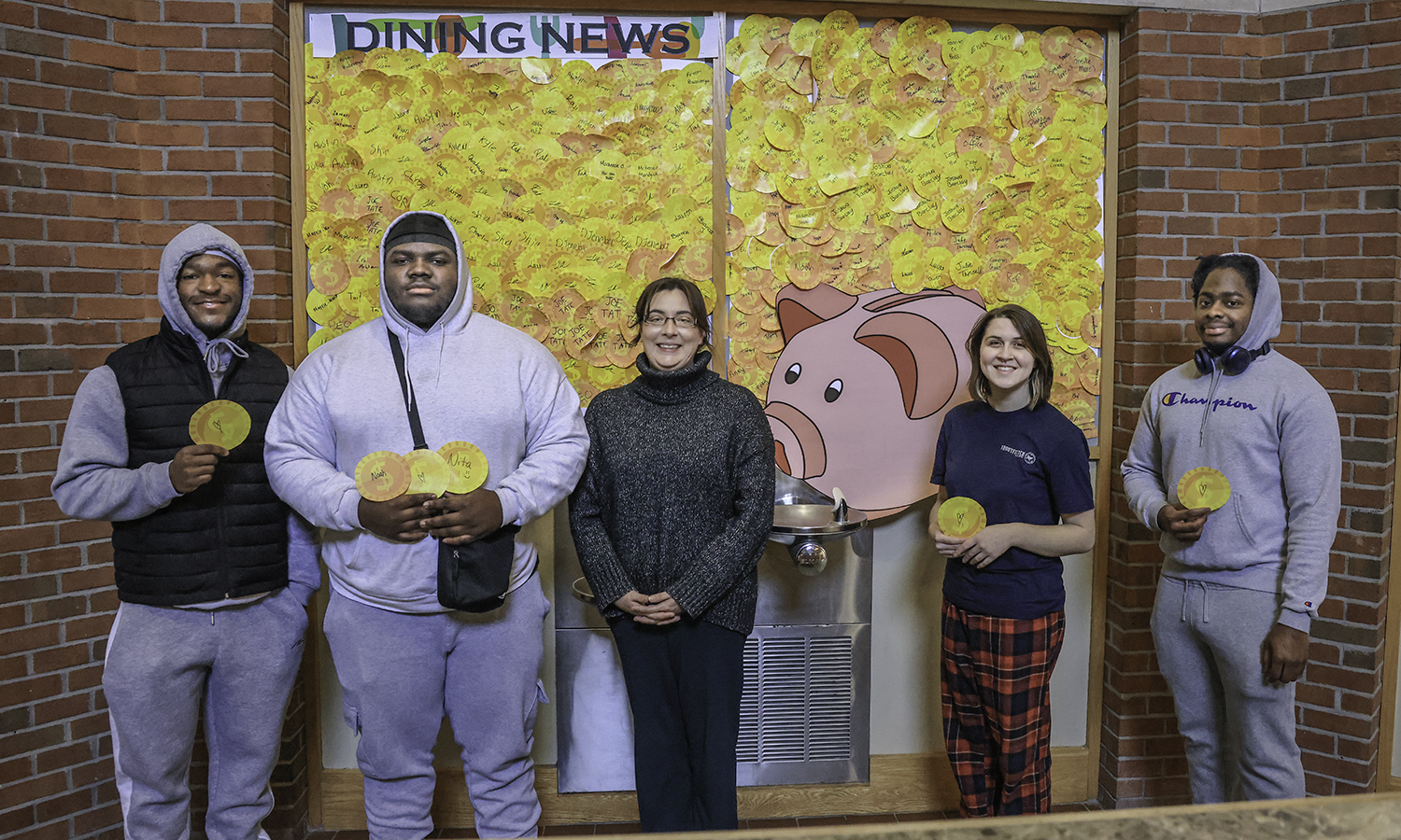 Students in Scandling Dining Hall