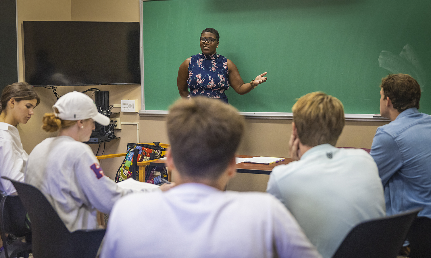 Associate Professor of Economics Keoka Grayson teaches “Literature and Economics” in Demarest Hall.