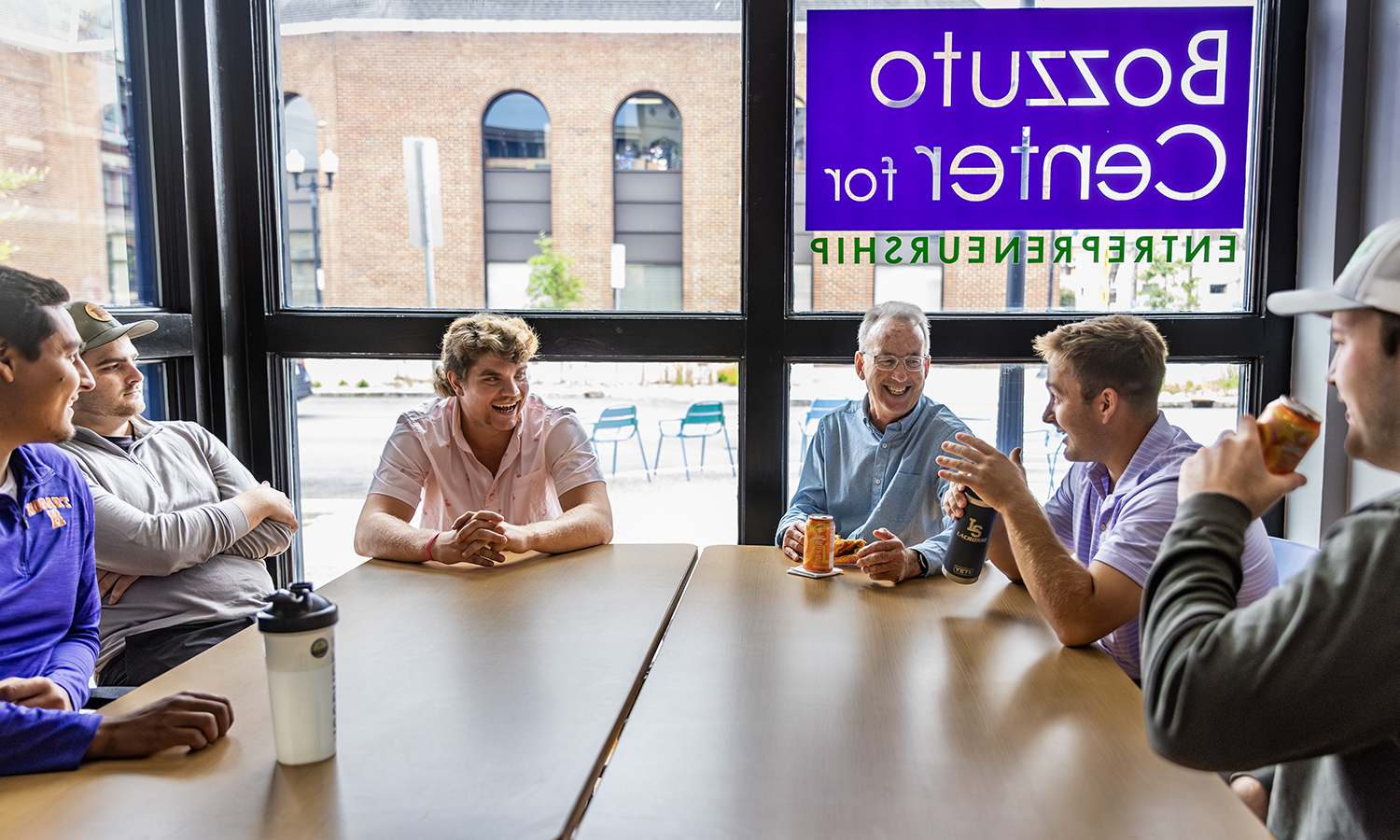 In This Week in Photos, we feature the extraordinary teaching and collaborations that occurred last semester. Here, Professor of Management and Entrepreneurship Tom Drennen gets to know his new Master of Management students during Orientation.