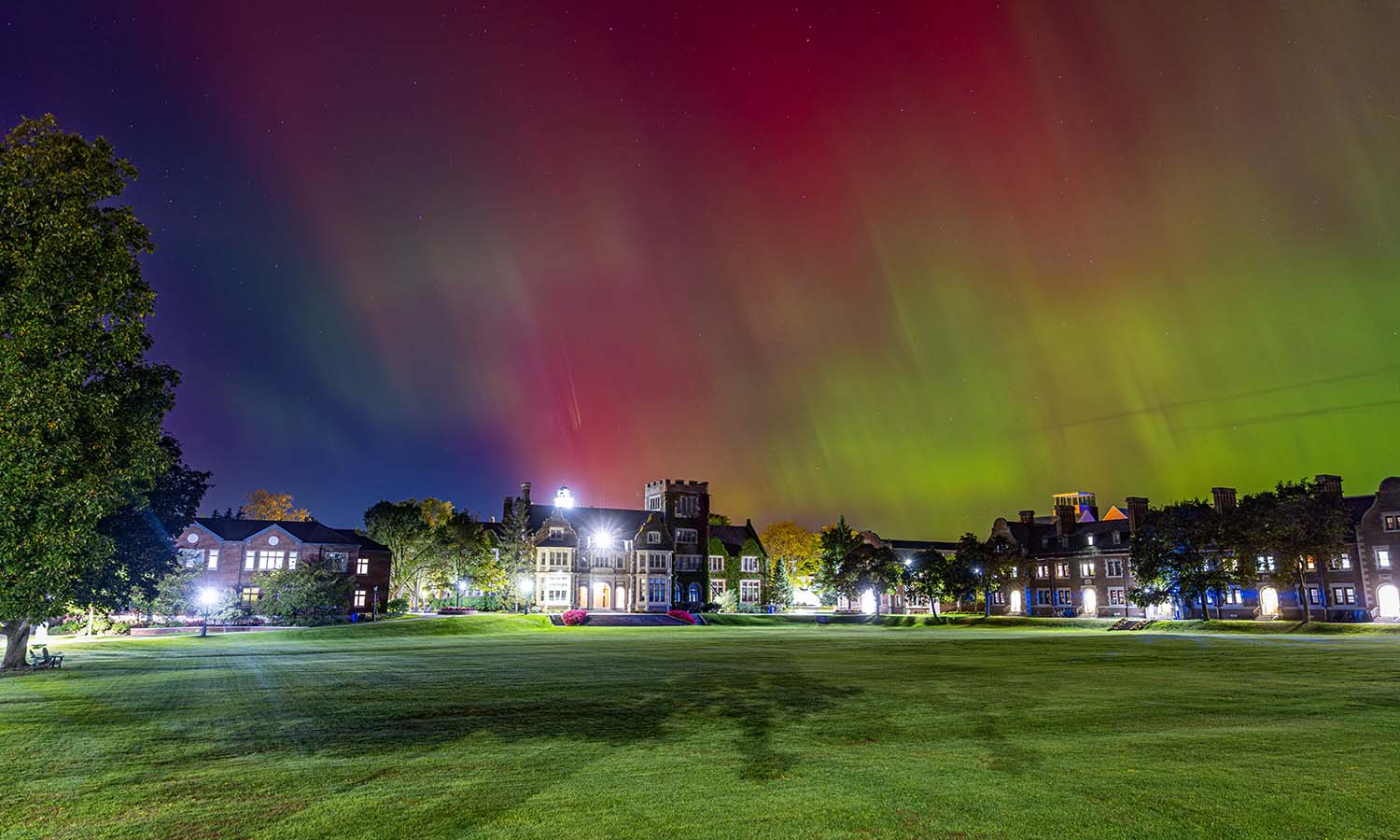 In This Week in Photos, we feature some of our favorite photos showcasing the beauty of campus and the surrounding Geneva area. Here, the Northern Lights put on a spectacular showing over campus in October.