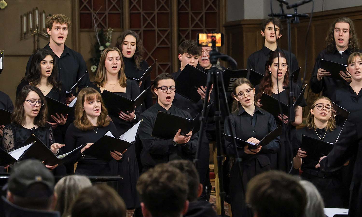 The Hobart and William Smith Chorale and Cantori performs in St. John’s Chapel during the annual fall concert. 
