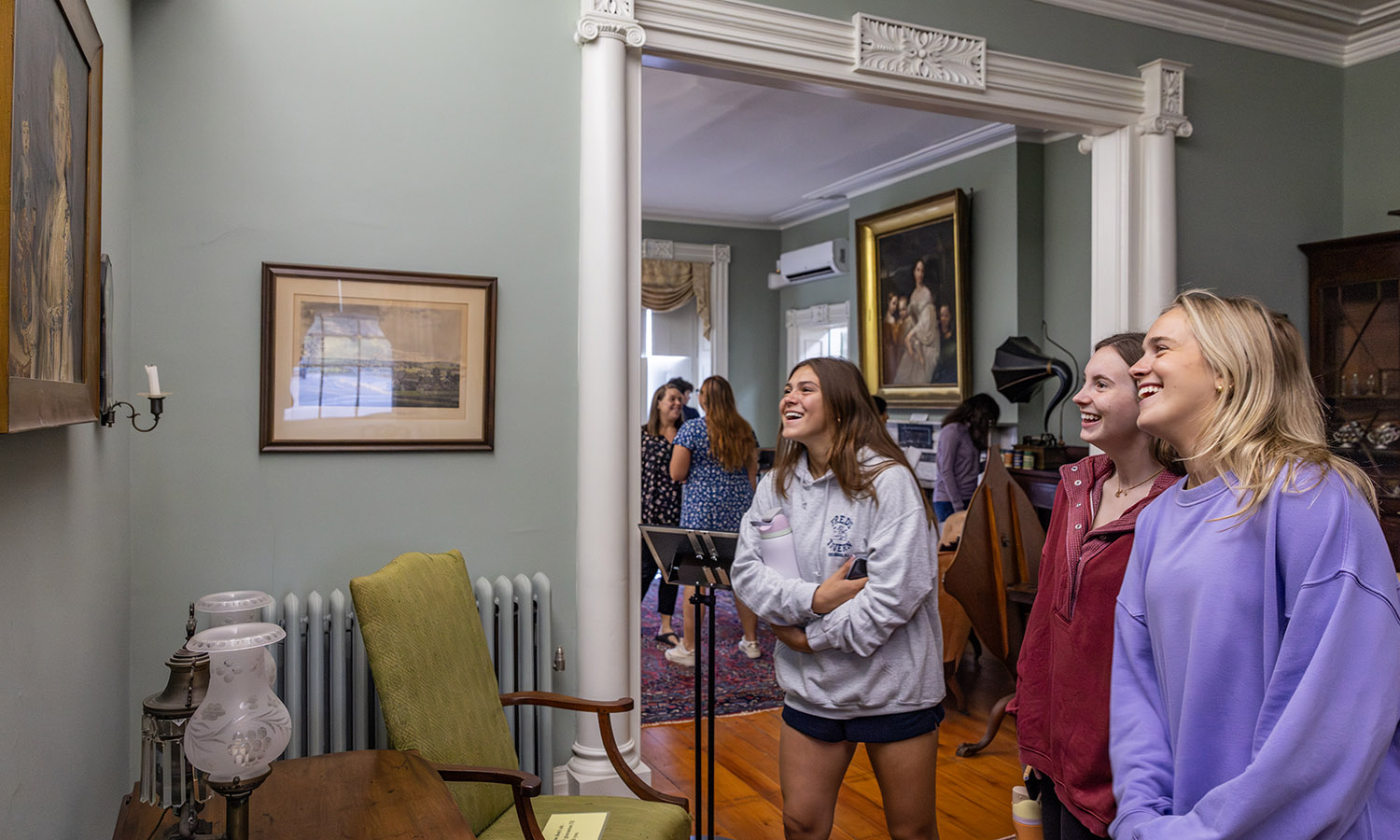 Students visit the museum at Historic Geneva as part of their First-Year Seminar "Relationships, Happiness, and Service" with Associate Vice President for Campus Life and Dean of Student Wellness and Support Shelle Basilio. 