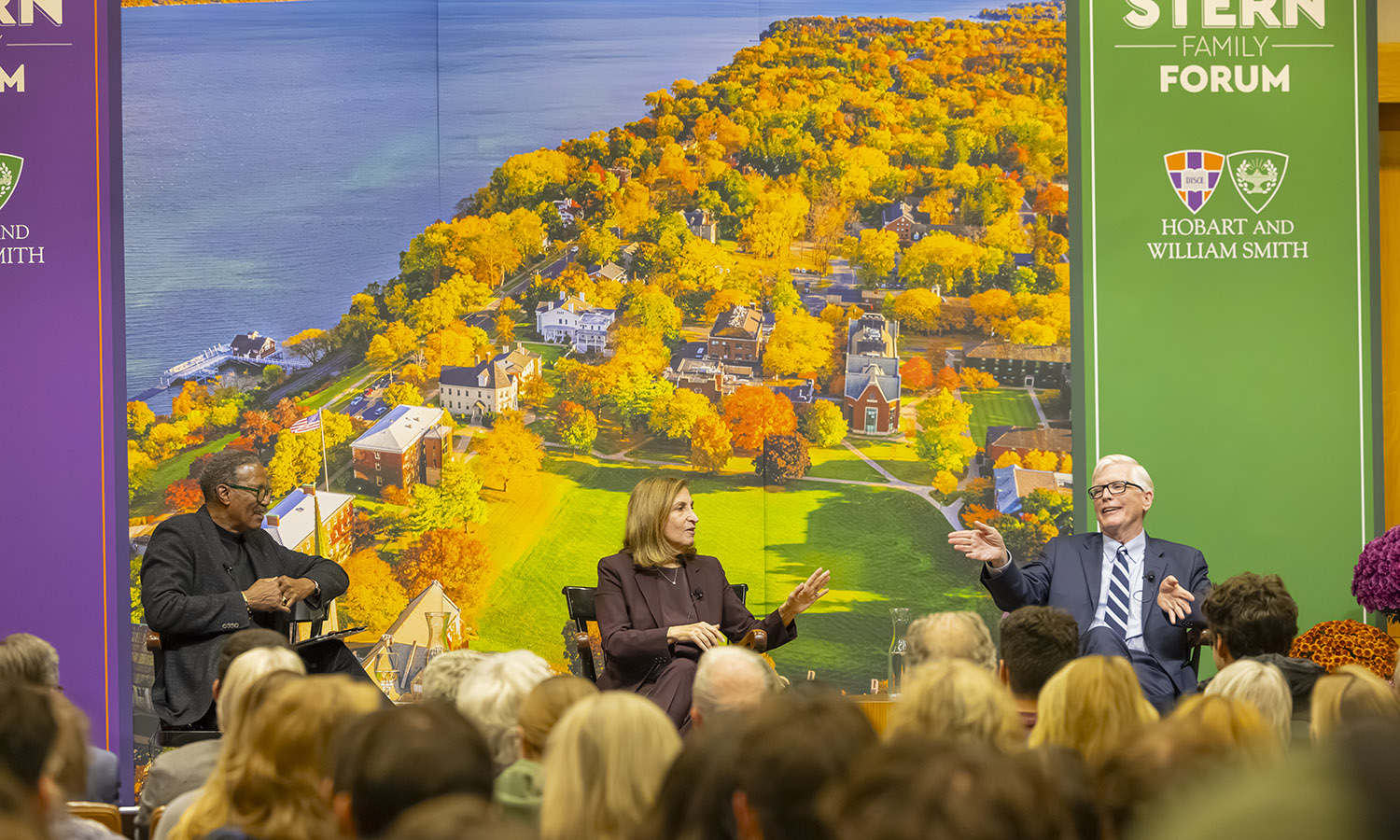 Prominent journalists Ruth Marcus and Hugh Hewitt were the featured guests of the Stern Family Forum. Their conversation was moderated by HWS Trustee Bill Whitaker ’73, L.H.D.’97, an award-winning CBS News correspondent with “60 Minutes.” 
