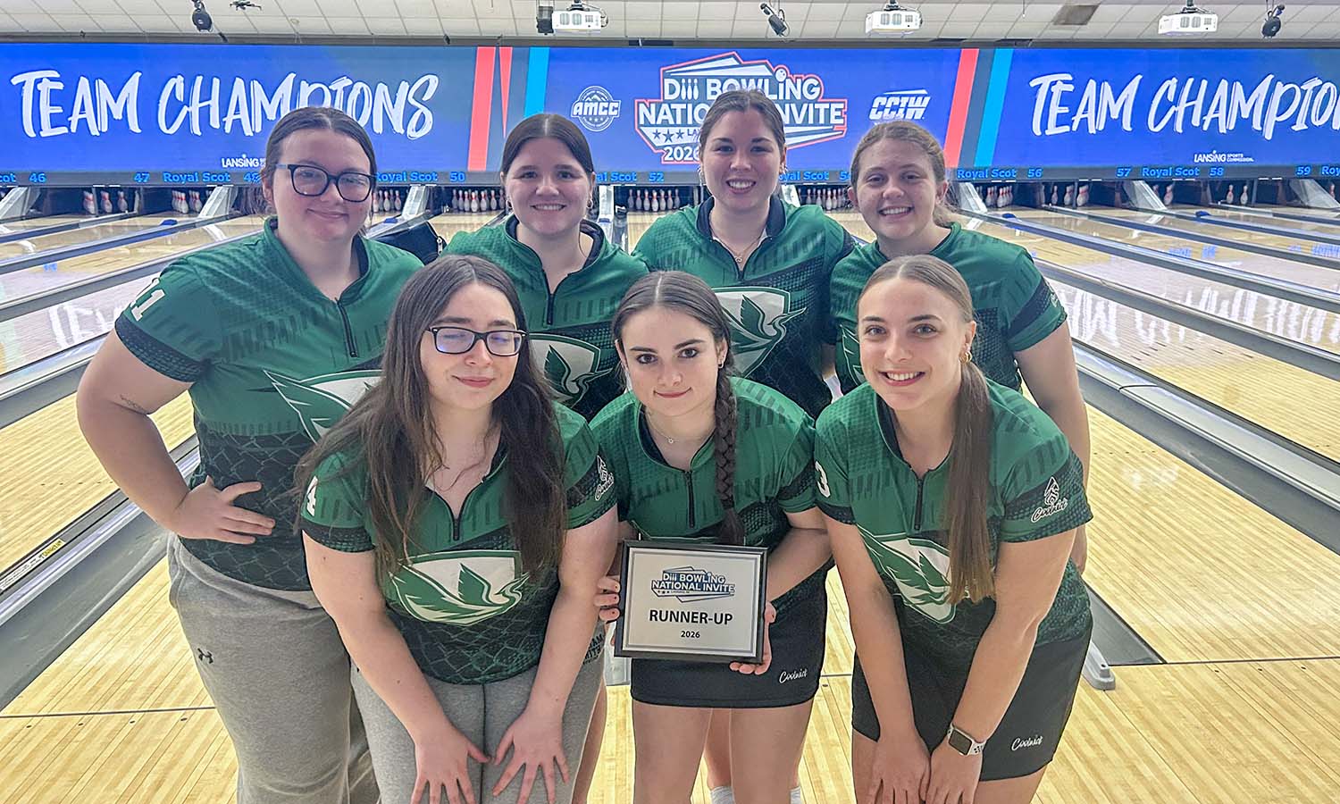 The William Smith bowling team poses for a photo after their second place finish at the DIII National Invitational. 