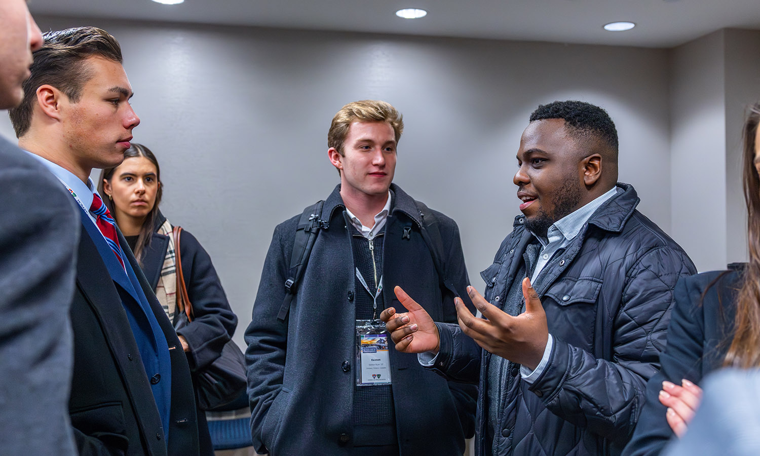 Morgan Stanley Analyst Jahiem Pierre '25 speaks with students about working in finance. 