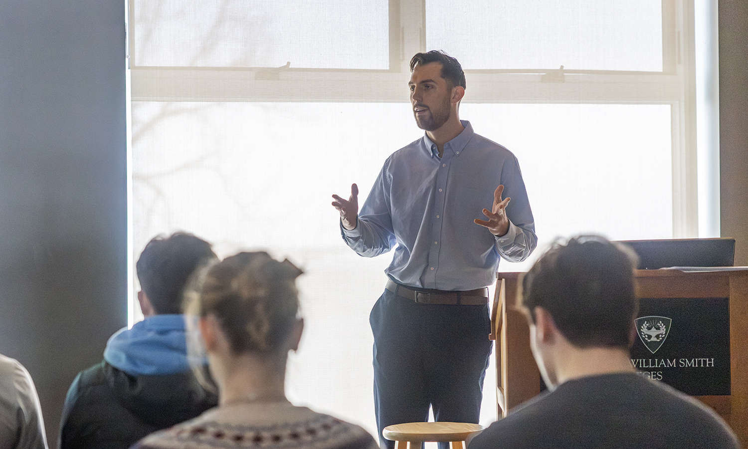 Ph.D. candidate in organizational behavior at the University of Pittsburgh Sam Allen ’20 leads a workshop on ethical approaches to leadership with the Centennial Center. 