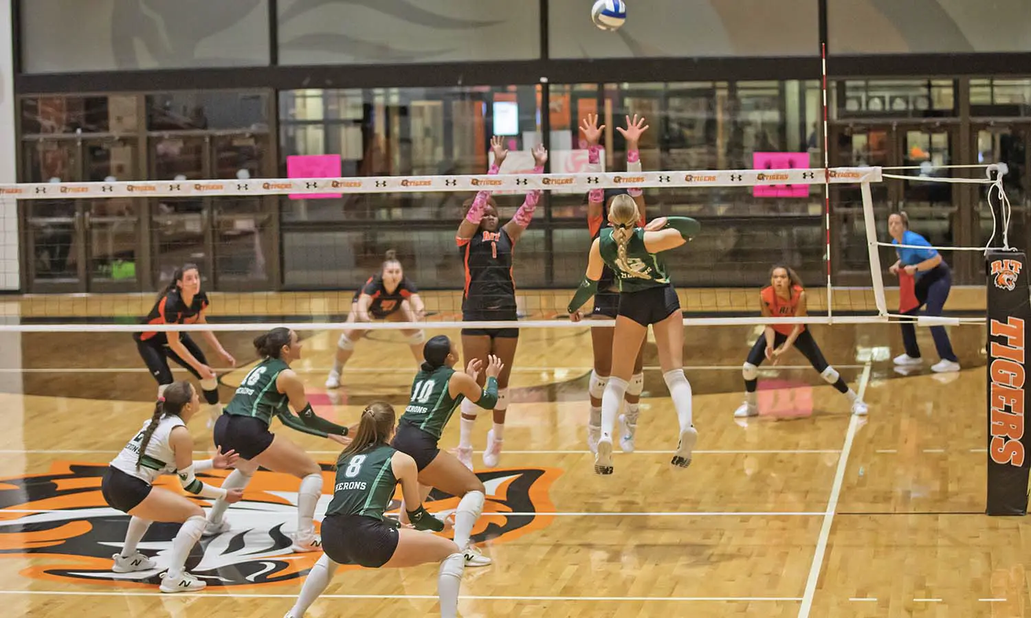Senya Dorny '30 led the William Smith volleyball team with 10 kills as it swept RIT 3-0 to secure the second seed in the Liberty League Tournament.  