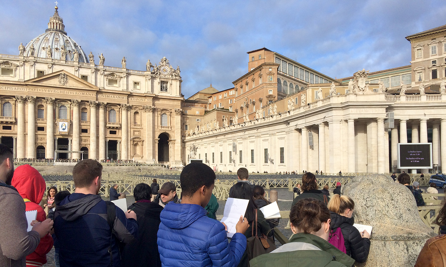 Students sketch in Rome
