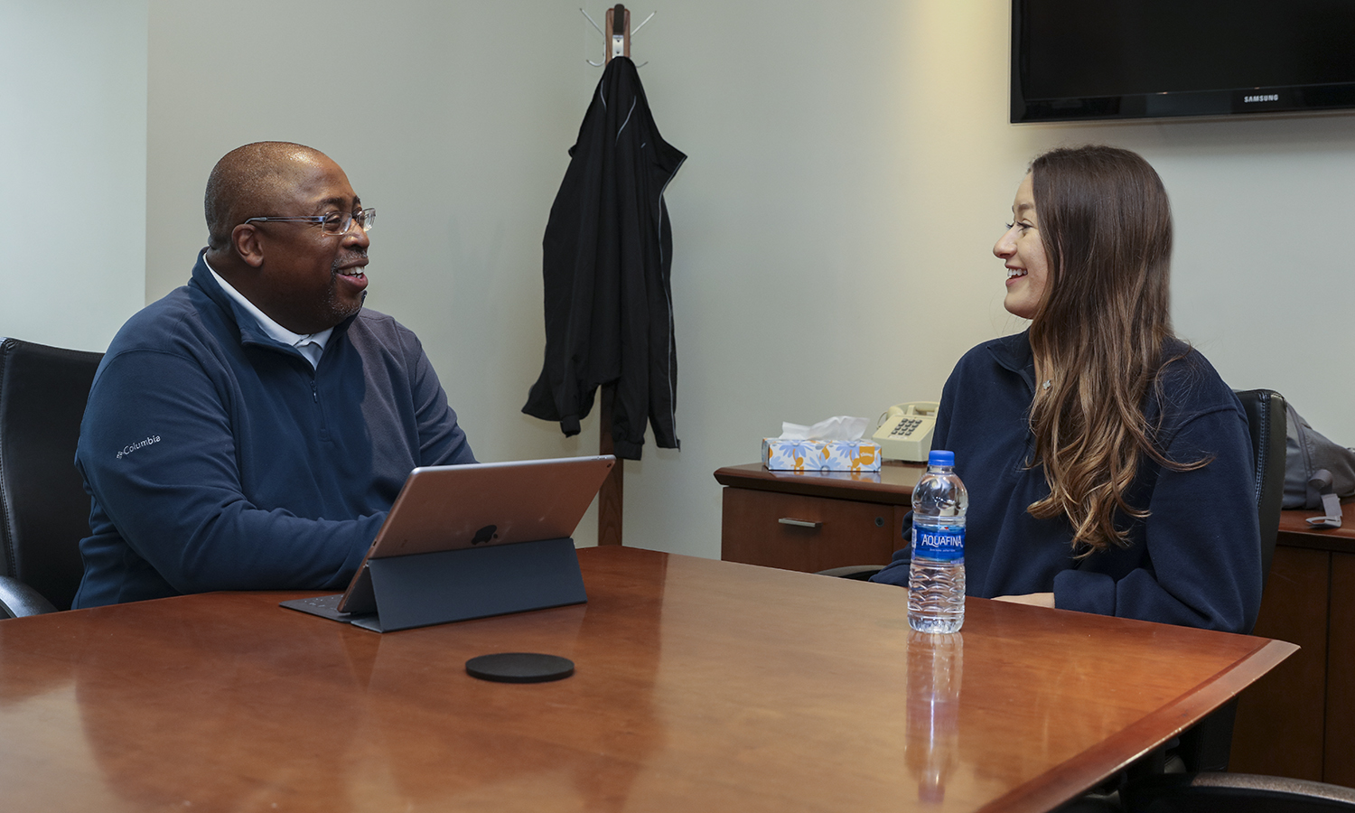  Michael Rawlins '80, P'16, Head of the Enterprise Content and Broadcast Media Design Team at The Walt Disney Company, discusses career opportunities with Caitlin Chichora '21 in the Salisbury Center for Career, Professional and Experiential Education.