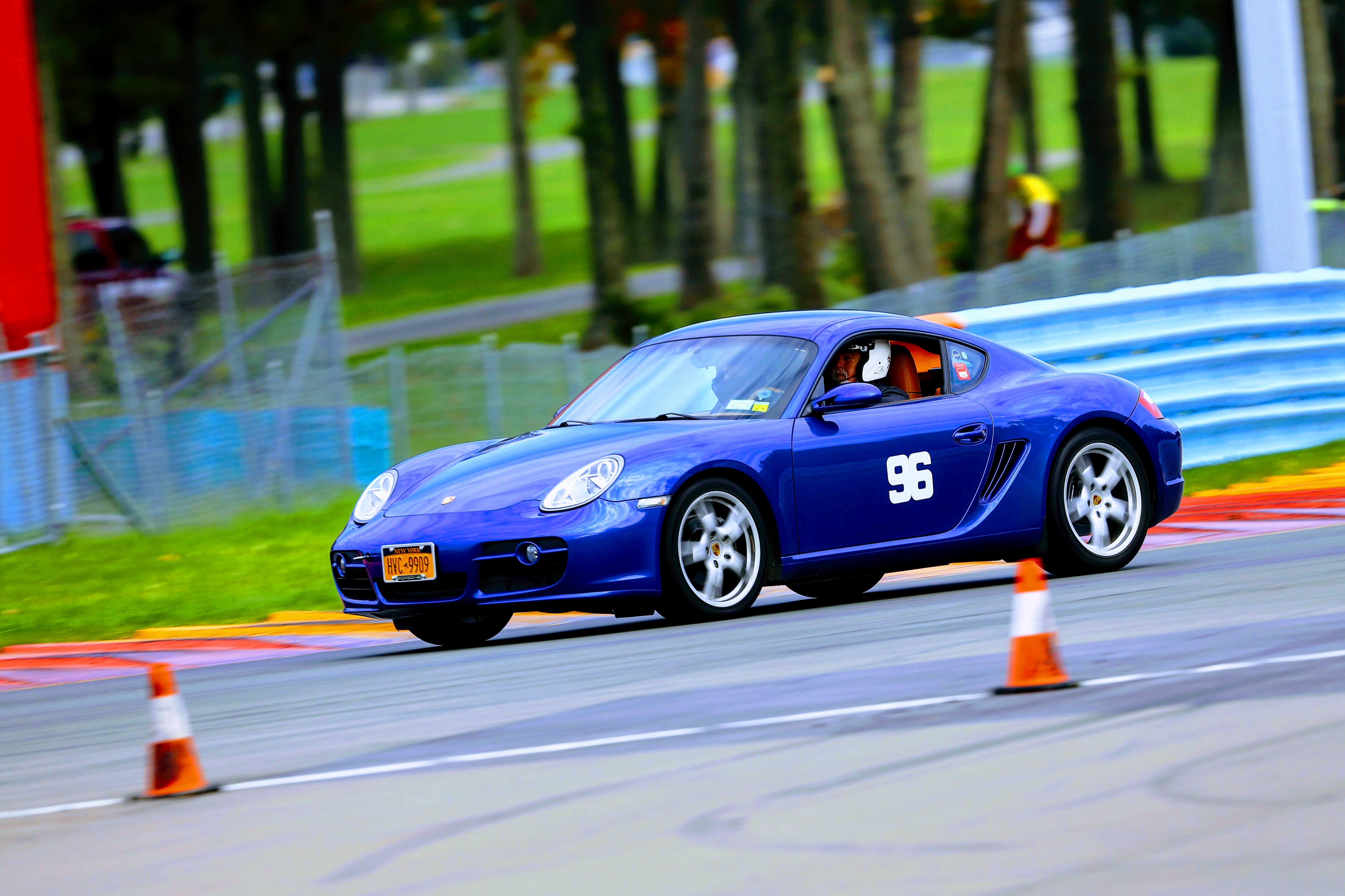 blue porsche race car