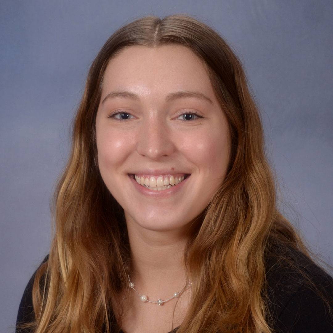 Elizabeth Jacobia '22