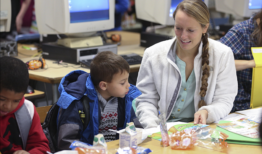 America Reads Celebrates 28 years at HWS