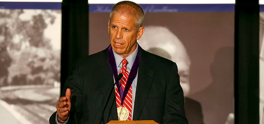 Foley ΓÇÖ74 Joins NCAA Commission on College Basketball
