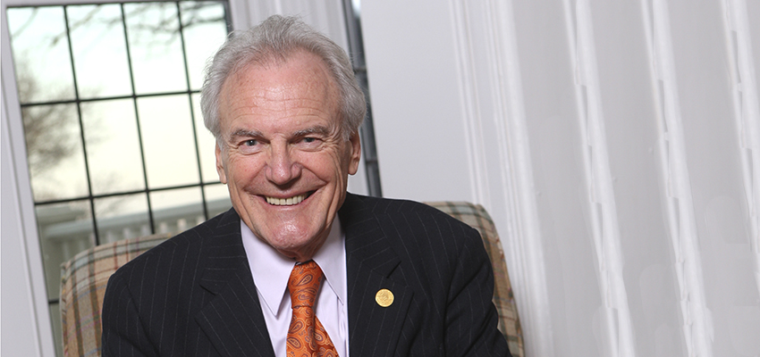 Dean Baer to Receive Medal of Excellence