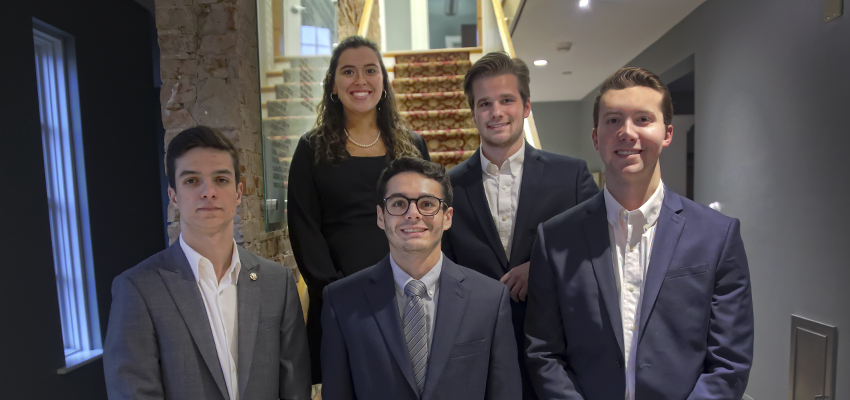 Final Teams Compete for $10,000 Pitch Prize
