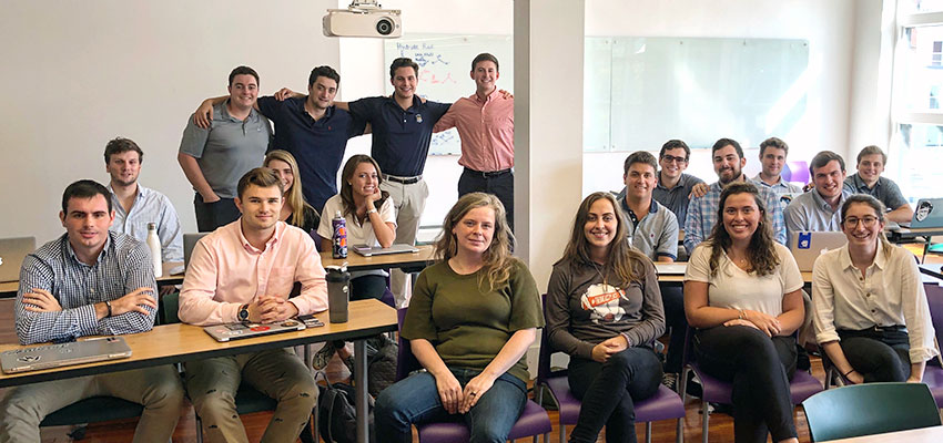 Entrepreneurial Students Pitch F.L.X. Fry Bird