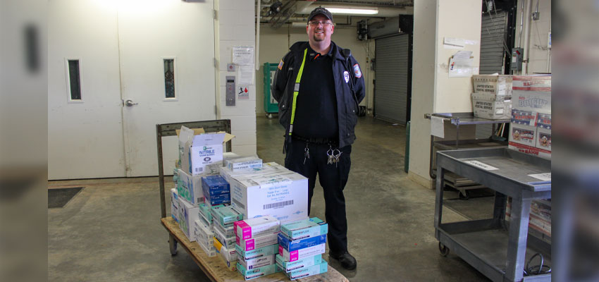 HWS Donates Gloves to Geneva General Hospital
