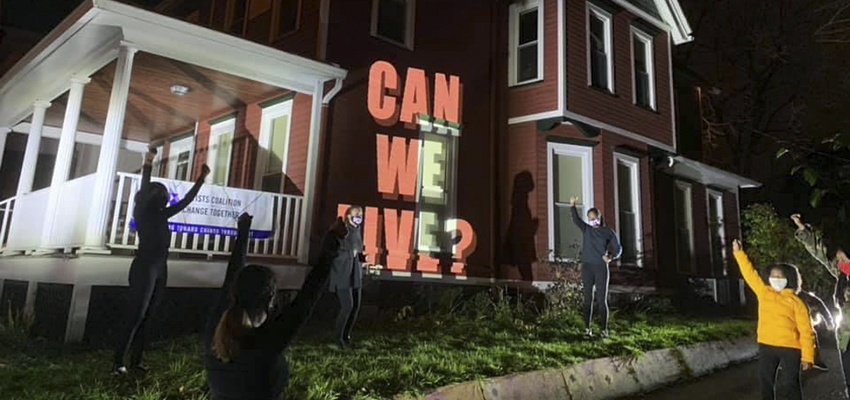 Davenport Creates Art Installation featuring Farrow ΓÇÖ23 and Hyman ΓÇÖ23